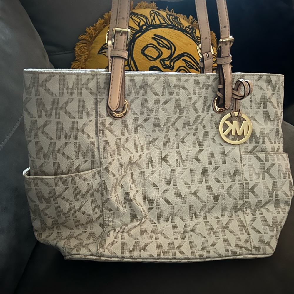 Michael Kors tote purse